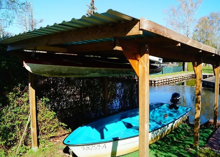 Ferienhaeuschen Direkt Am Wasser Inklusive 2 Boote *