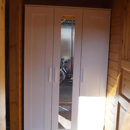 Ferienhaeuschen Direkt Am Wasser Inklusive 2 Boote Берлин