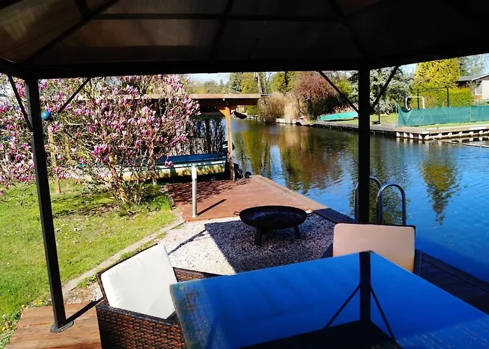 Casa vacanze Ferienhaeuschen Direkt Am Wasser Inklusive 2 Boote *