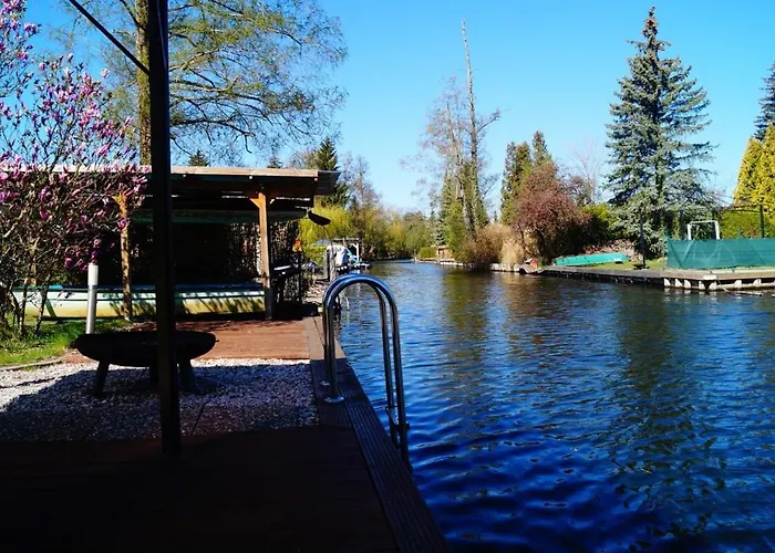 Ferienhaeuschen Direkt Am Wasser Inklusive 2 Boote Casa vacanze Berlino